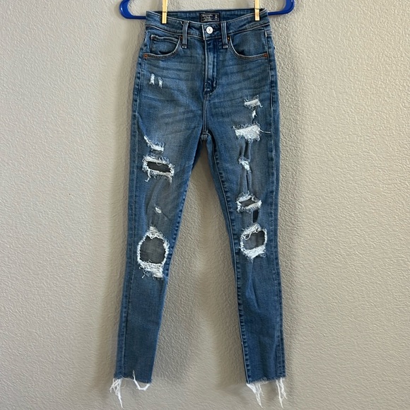 Abercrombie & Fitch Curve Love High Rise Super Skinny Jeans/ Size 24/00 - Picture 1 of 6